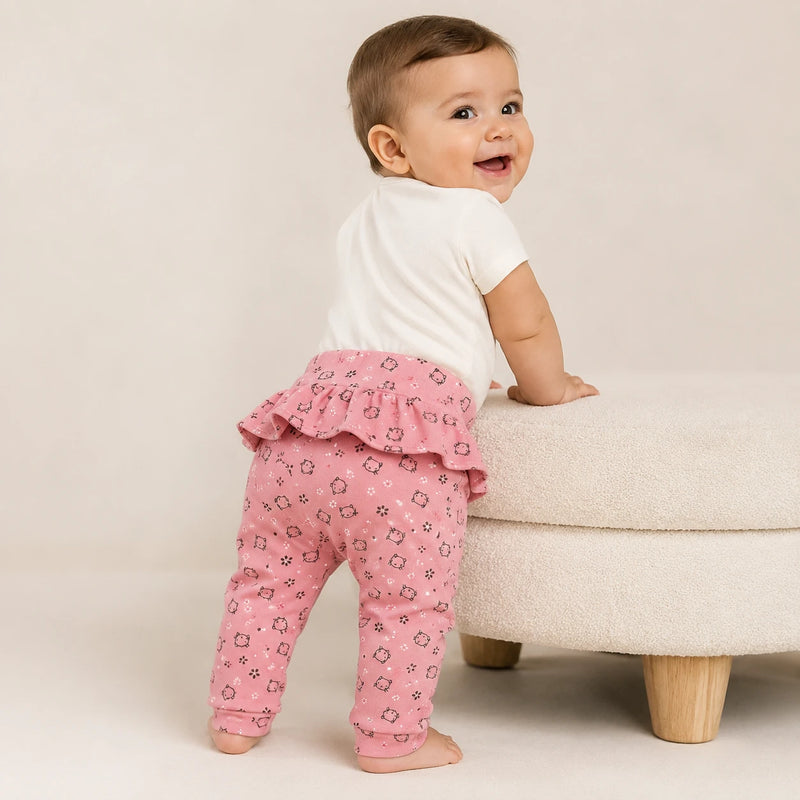 Bebê vestindo culote Saruel Suedine sem Pé Estampa Corrida na cor rosa seco — NinaBoo ref. 5061