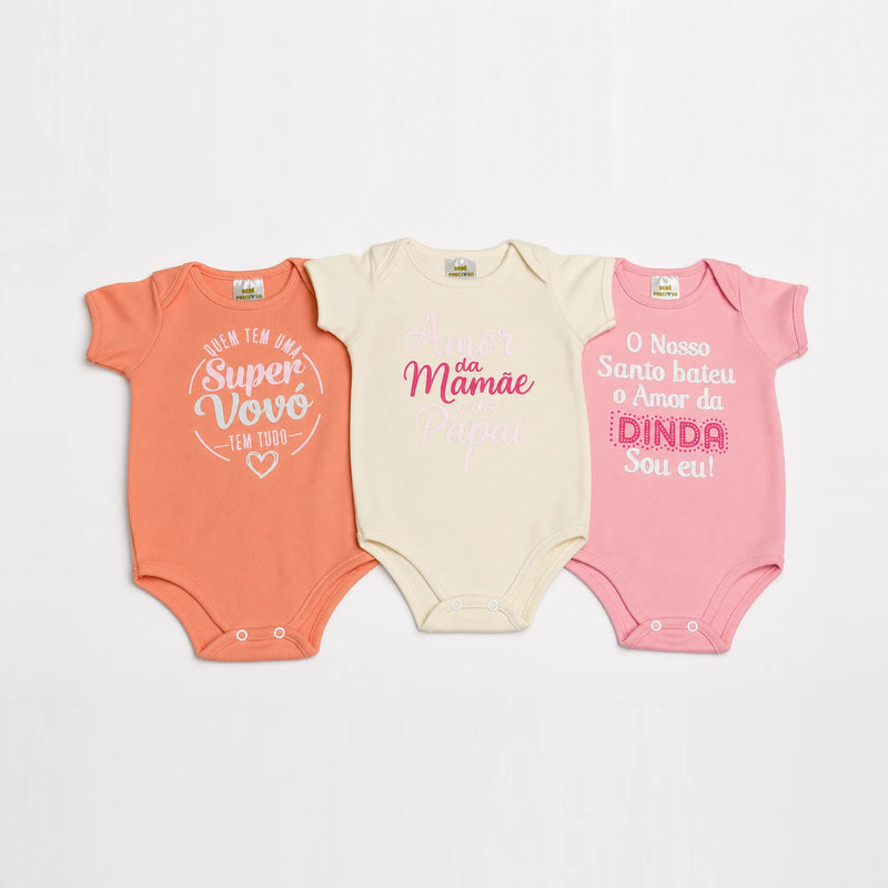 Kit 3 Bodies Suedine Manga Curta com Frase Estampado — Menina · Ref. 1474