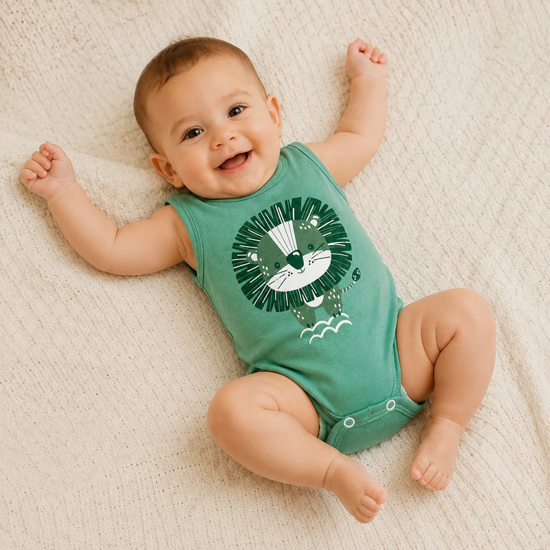 Bebê vestindo body Suedine Regata Estampado — NinaBoo ref. 1500