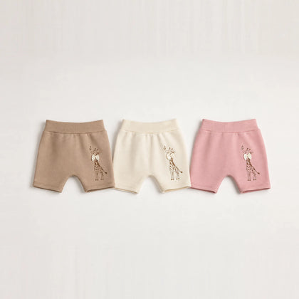 Kit 3 Shorts Saruel Suedine Estampado — Menina — a peça de perto: estampa e acabamento